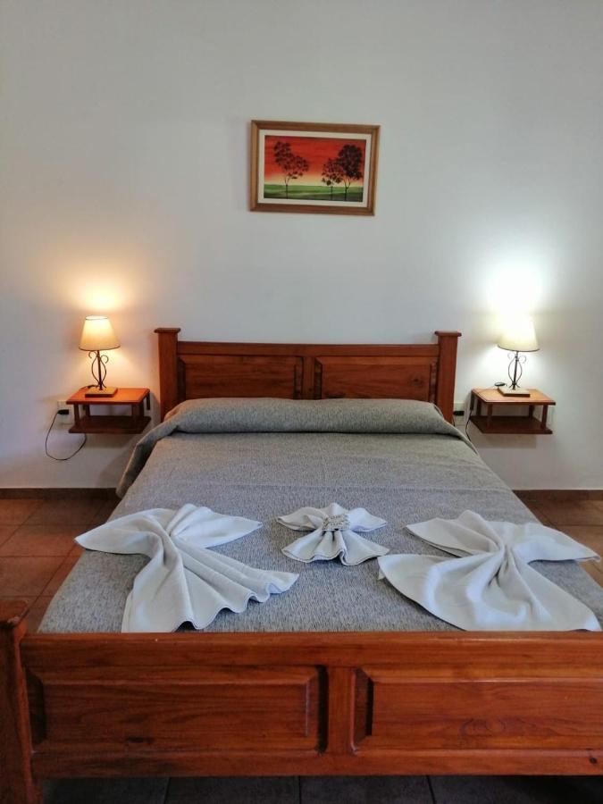 Hotel Rural Luna Del Valle San Agustin de Valle Fertil Luaran gambar